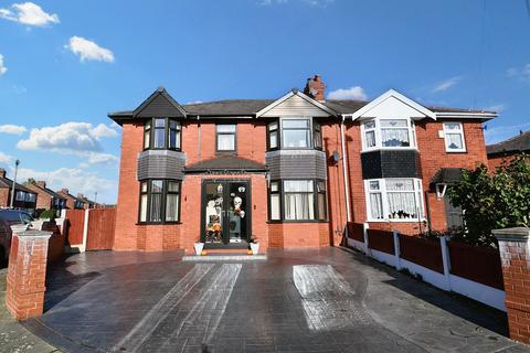 4 bedroom semi-detached house for sale, Orient Road, Salford, M6