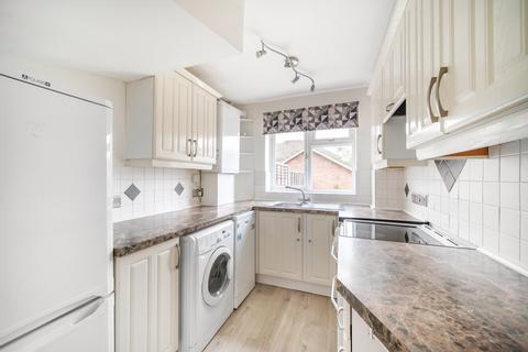 3 bedroom terraced house for sale, Christie Close, Lightwater, Surrey, GU18