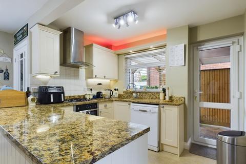 3 bedroom semi-detached house for sale, Orchard Close, Spencers Wood, RG7