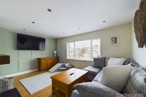 26 Caernarvon Road, Wrexham, LL12 7TT