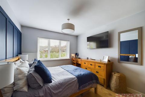 26 Caernarvon Road, Wrexham, LL12 7TT