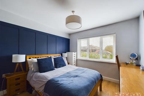 26 Caernarvon Road, Wrexham, LL12 7TT