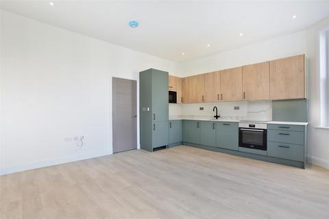 1 bedroom flat for sale, Mitcham Road, London SW17