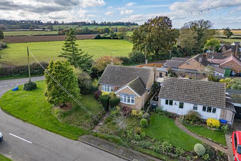 3 bedroom detached bungalow for sale, The Broadway, Norton, NN11 2NG