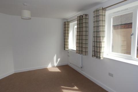 2 bedroom flat to rent, High Street, Normanton, West Yorkshire, UK, WF6