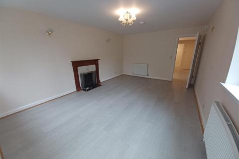 3 bedroom flat to rent, Shirley Road, Birmingham B27