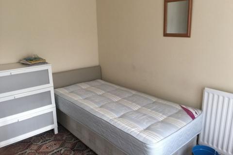 5 bedroom end of terrace house to rent, Canley, Coventry CV5