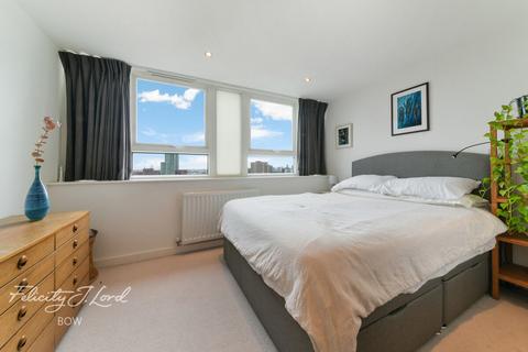 2 bedroom apartment for sale, Mallard Point, Rainhill Way, Bow, E3