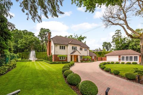 4 bedroom detached house for sale, Oakwood Road, Virginia Water