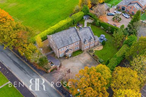 7 bedroom detached house for sale, Langdale Road, Leyland