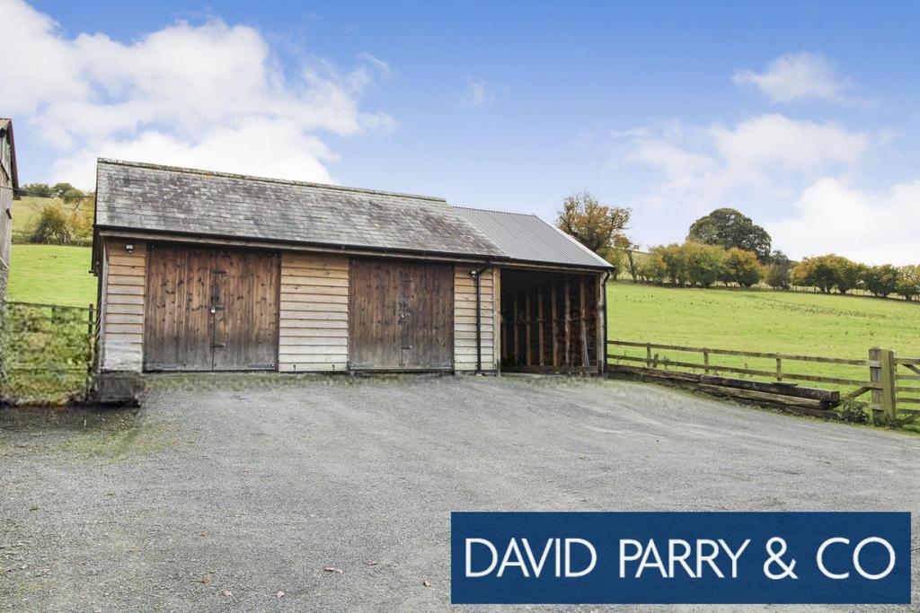 Detached Country Property with Annexe