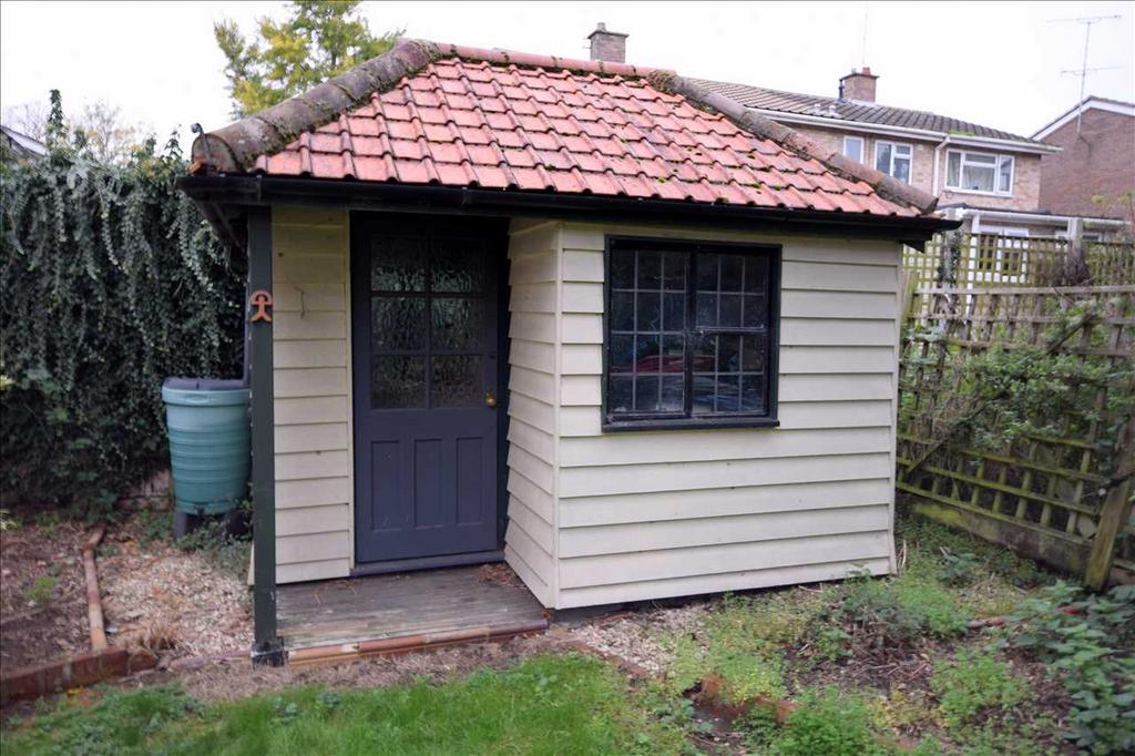 Outbuilding