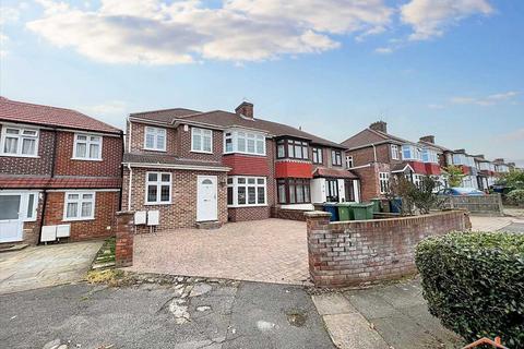 5 bedroom semi-detached house for sale, Peareswood Gardens, Stanmore