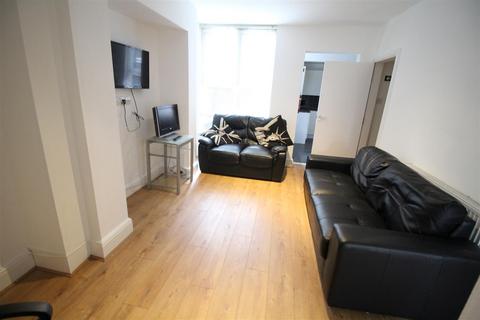 5 bedroom private hall to rent, Derby Road (GROUND), Fallowfield, Manchester