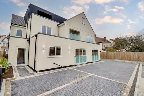 2 bedroom apartment for sale, St. Benets Road, Southend-On-Sea SS2