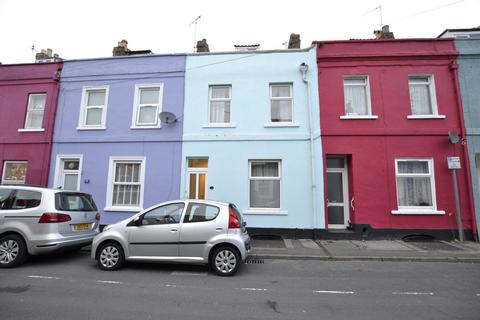 5 bedroom terraced house to rent, St. Mark Street, GLOUCESTER GL1