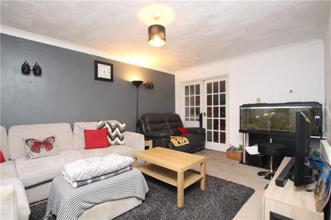 3 bedroom semi-detached house for sale, Edinburgh Close, Stowmarket, Suffolk