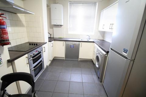 12 bedroom private hall to rent, Lausanne Road, Withington, Manchester