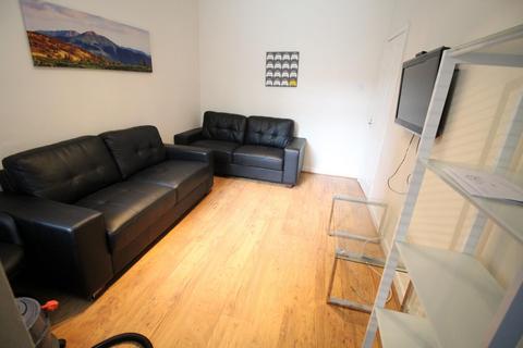 12 bedroom private hall to rent, Lausanne Road, Withington, Manchester