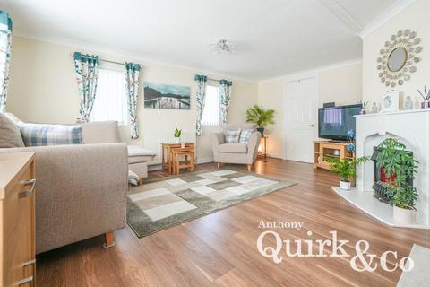 2 bedroom park home for sale, Creek Road, Canvey Island, SS8