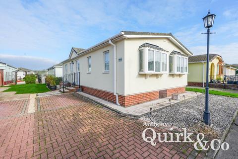 2 bedroom park home for sale, Creek Road, Canvey Island, SS8