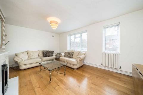 2 bedroom flat to rent, Fairfield Street, London SW18