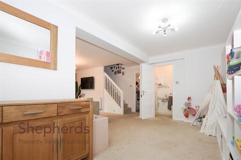 3 bedroom link detached house for sale, Benedictine Gate, Cheshunt EN8