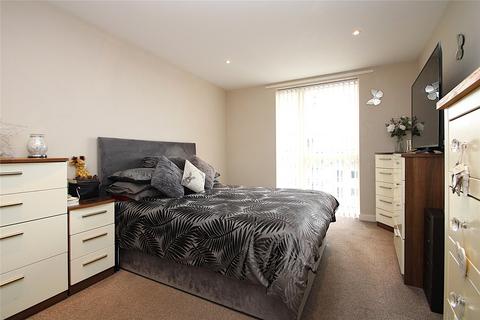 1 bedroom flat for sale, The Heart, Walton On Thames, KT12