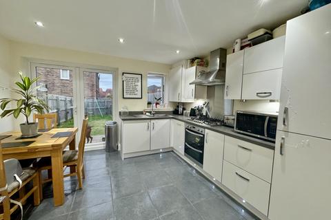 2 bedroom semi-detached house for sale, Mulberry Avenue, Beverley, HU17 7SS