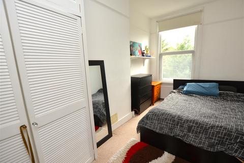 2 bedroom maisonette for sale, Courtney Road, Colliers Wood SW19