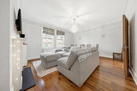 3 bedroom flat to rent, Filmer Road, Parsons Green, London, SW6