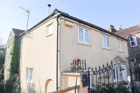 2 bedroom house to rent, Riverside Court, Clevedon BS21