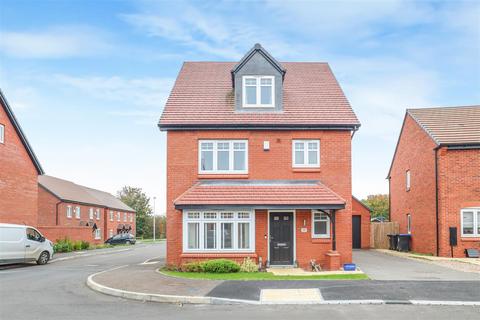 4 bedroom detached house for sale, Hickman Way, Kenilworth