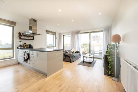 2 bedroom flat for sale, Albion Way, East Ham, London, E6