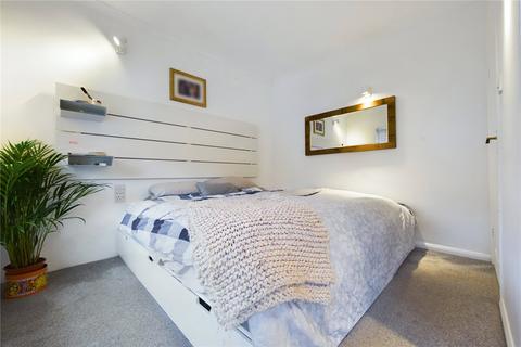 52 Armour Hill, Tilehurst, Reading, RG31 6JH