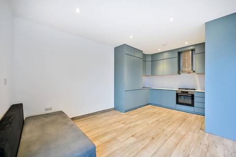 14 Leafield Road, Sutton, SM1 2NH