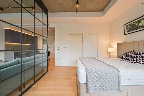 Studio for sale, Goodluck Hope, London E14