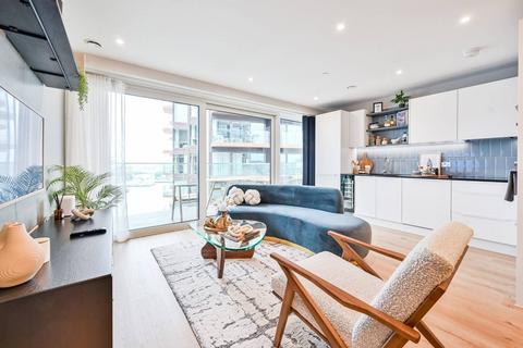 1 bedroom flat for sale, Lombard Square, London SE18