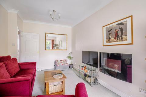 2 bedroom apartment for sale, Priory Court, Apton Road, Bishop's Stortford, Hertfordshire, CM23