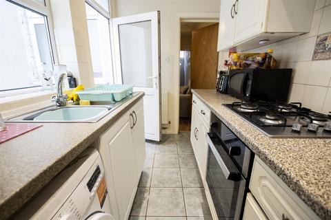 4 bedroom house to rent, Winnie Road, Birmingham B29