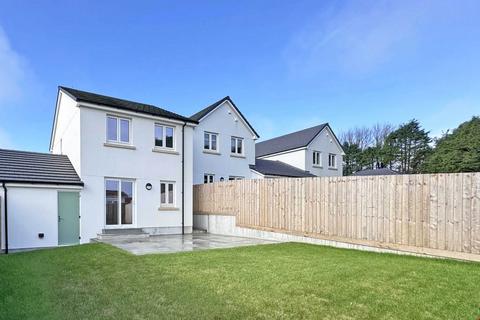 3 bedroom link detached house for sale, Helston, Cornwall