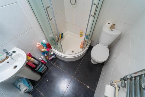 6 bedroom house to rent, Heeley Road, Birmingham B29