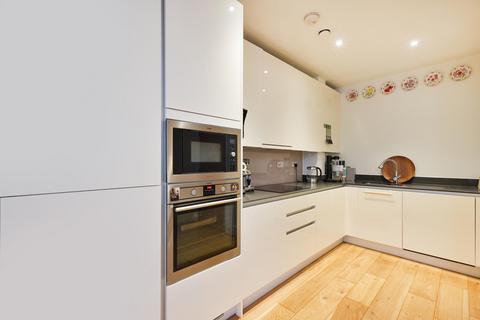 2 bedroom flat for sale, Bowline Court, Durham Wharf Drive, Brentford, TW8