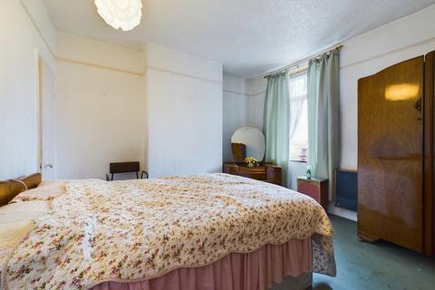 126 Cross Hill, Ecclesfield, Sheffield, S35 9WU