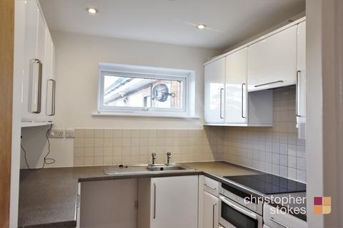 Studio to rent, Byron Court, 48 Flamstead End Road, Cheshunt,  Hertfordshire, EN8 0HU