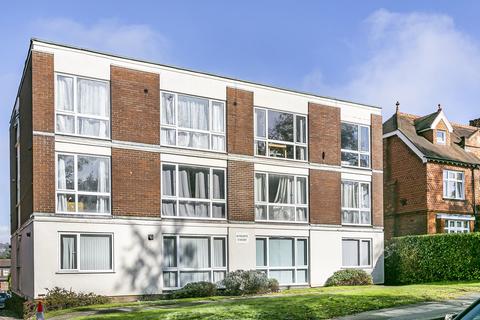 2 bedroom apartment for sale, Reigate Road