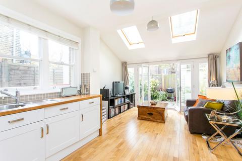 1 bedroom flat to rent, Moresby Road, London, E5