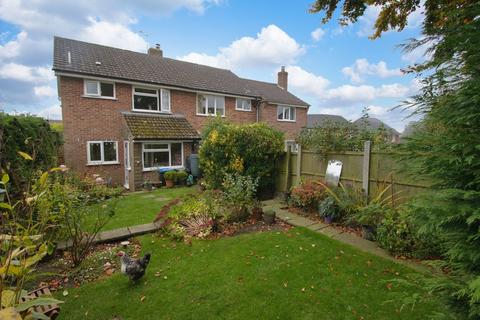 3 bedroom semi-detached house for sale, Chestnut Drive, Ashbourne