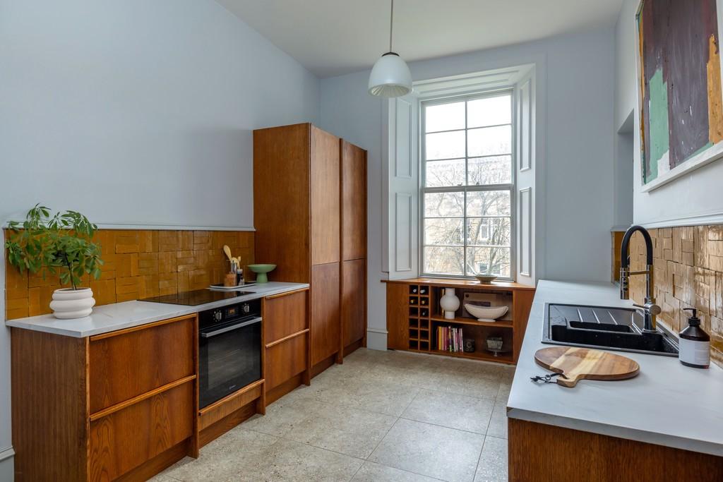 Leven Street Flat-10