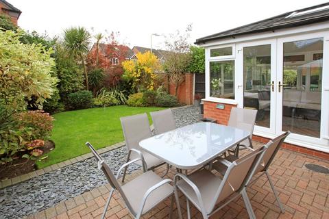 4 bedroom detached house for sale, Quines Close, Muxton